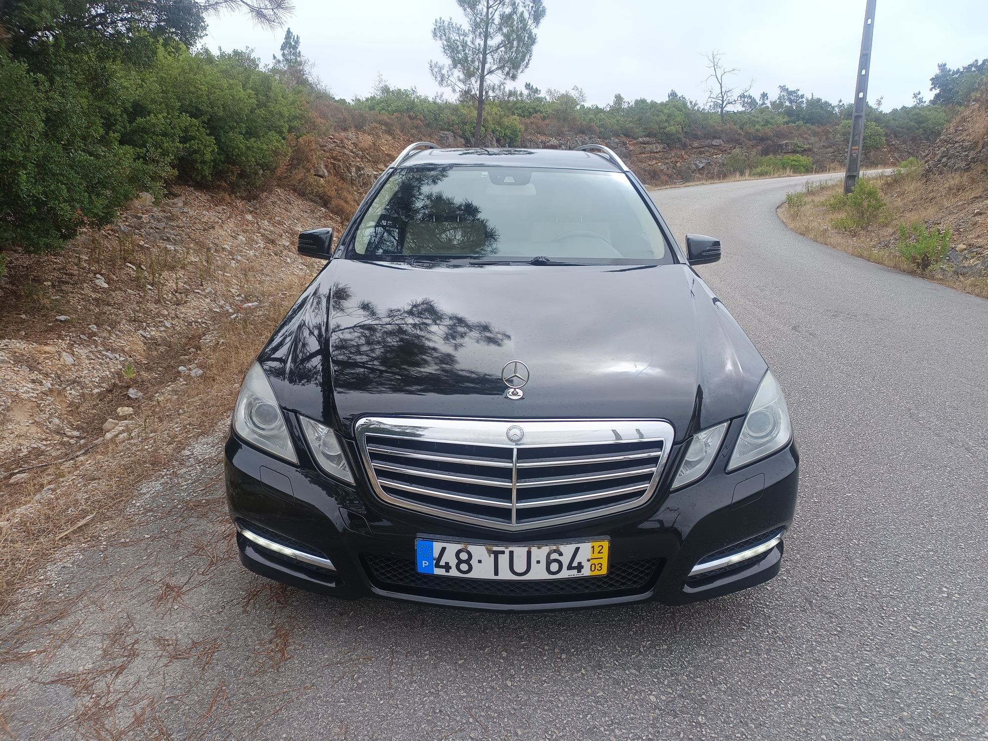 Mercedes E220 ano 2012