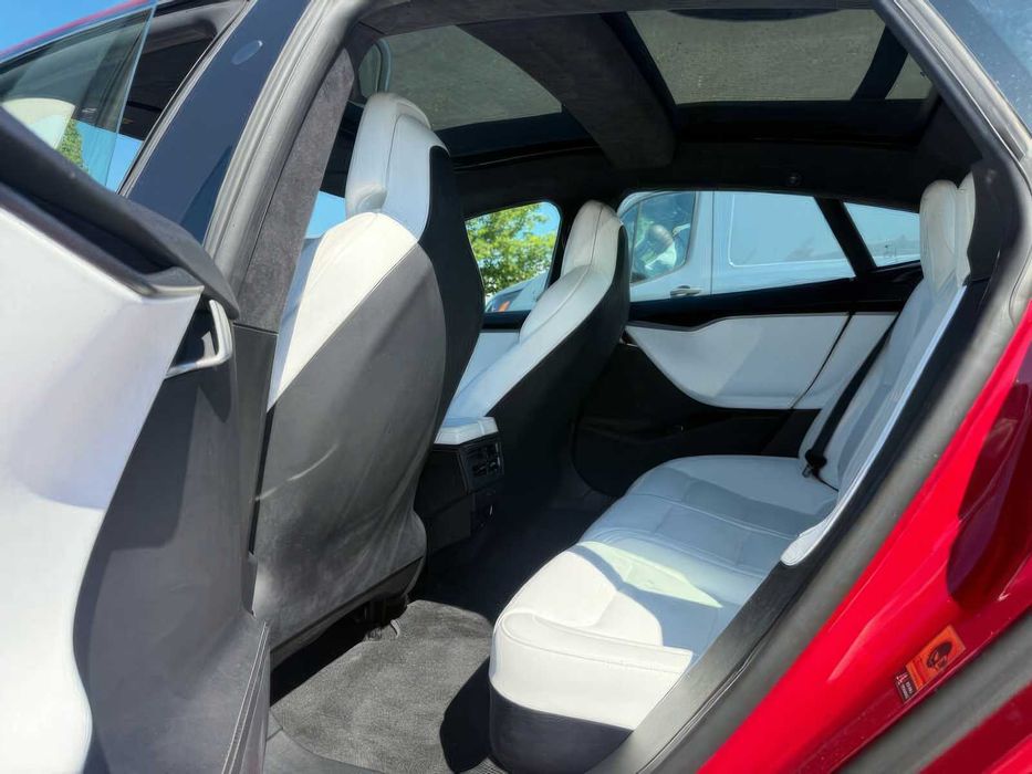 Tesla Model S 100D      2018