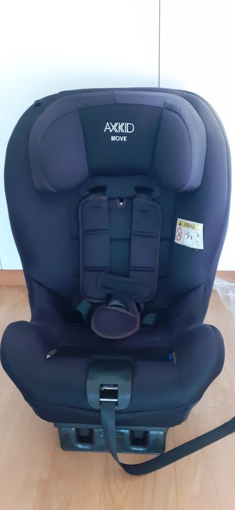 Vendo conjunto de carrinho, ovo, saco, almofada e cadeira!