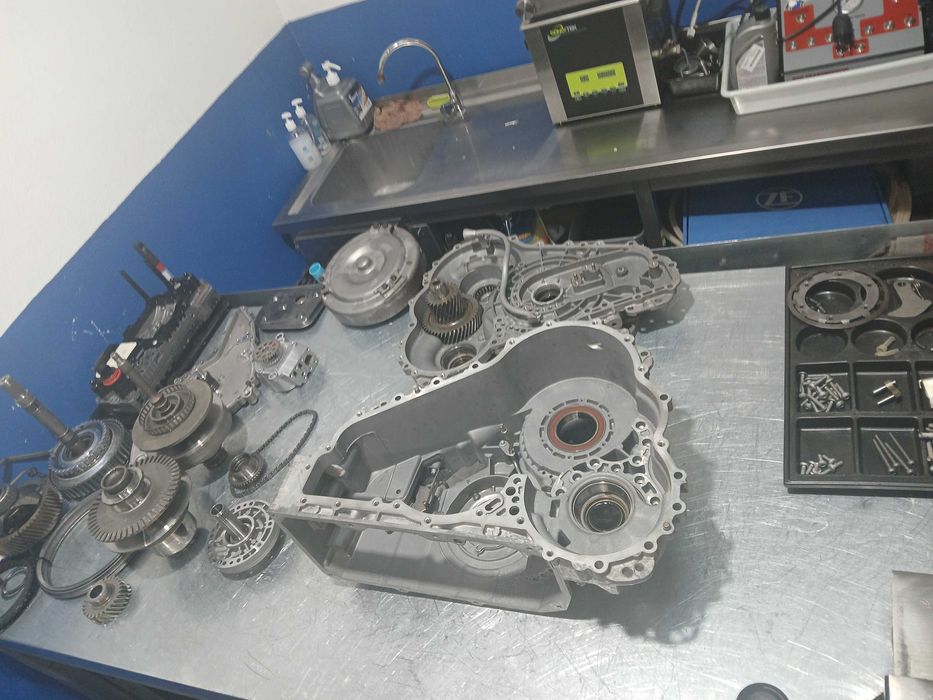 Oficina de caixas automáticas e motores