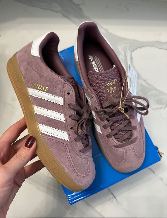 кросівки Gazelle US6.5 37 розмір