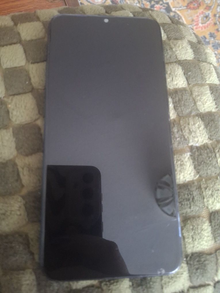 Samsung M20.Самсунг