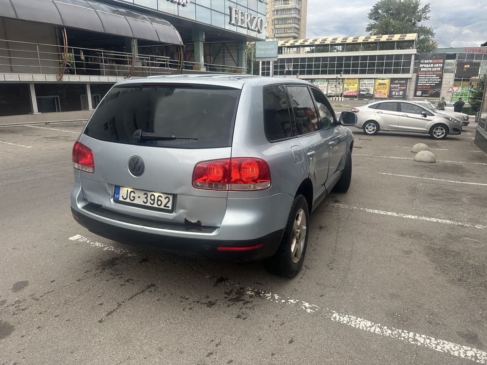Volkswagen Touareg 2006 2.5 tdi акпп На Пружинах