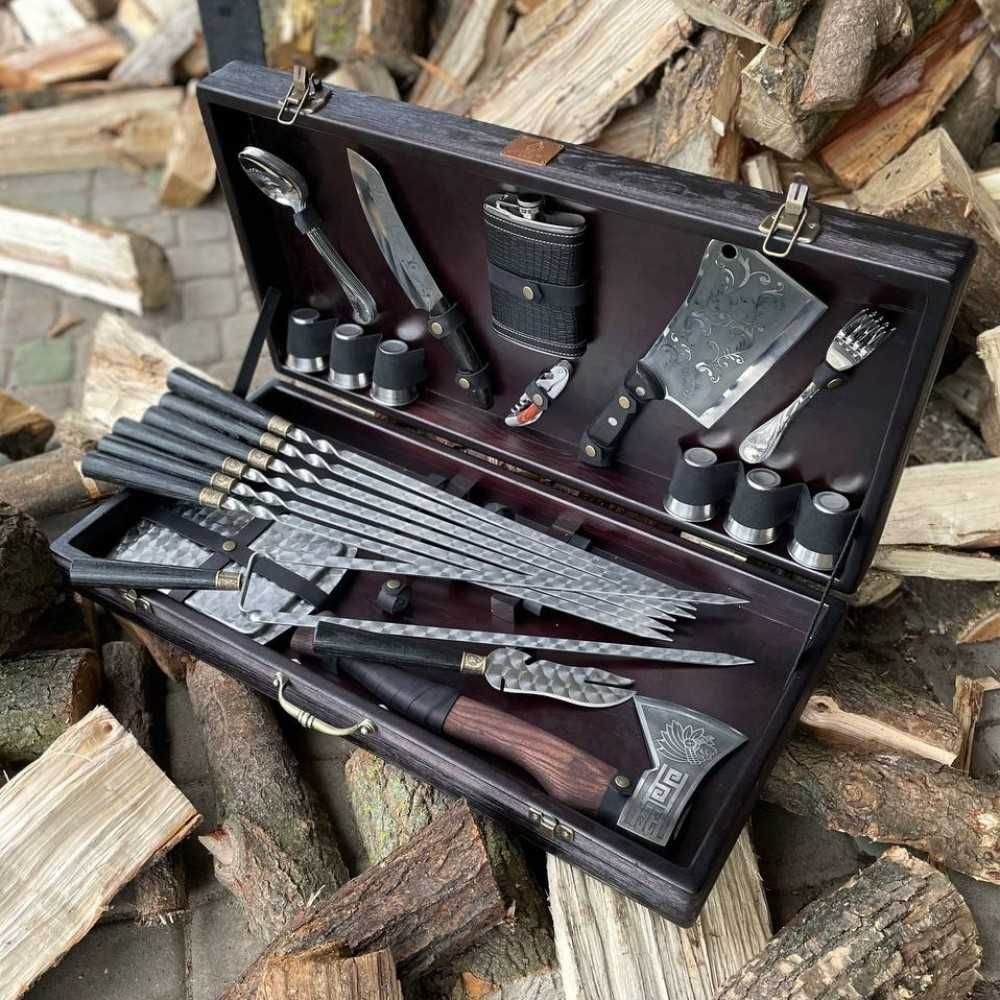 Подарунковий набір шампурів в кейсі 37 предметів НОСОРІГ Gorillas BBQ