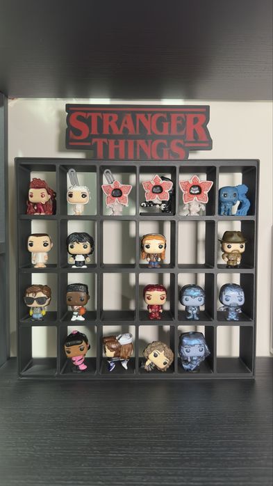 Expositor figuras stranger things - kinder joy