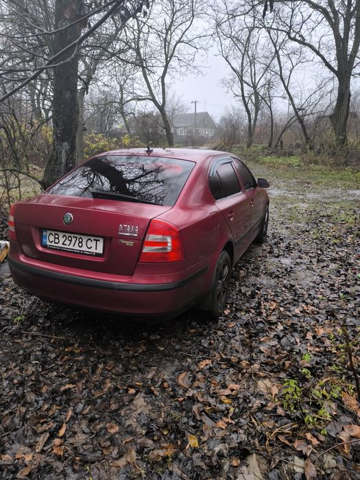 Продам надійний автомобіль 2006року