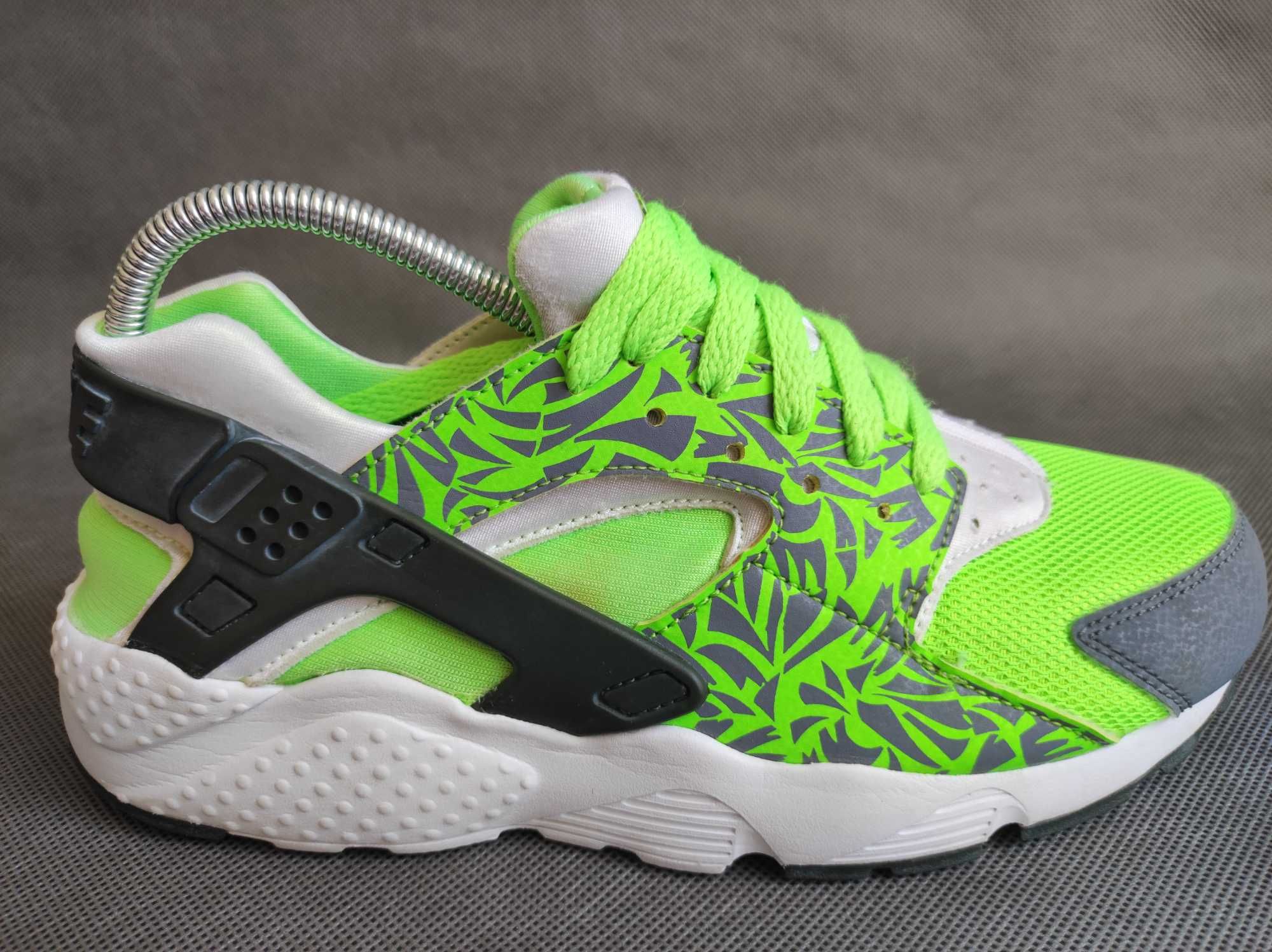 - NIKE Huarache Run Print GS - Buty do biegania r. 39-40 / 24,6 cm