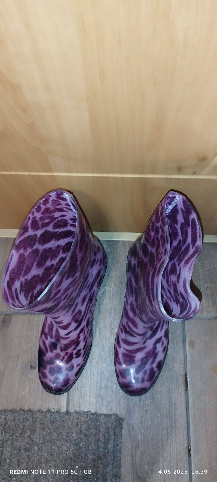 Sprzedam kalosze damskie nowe