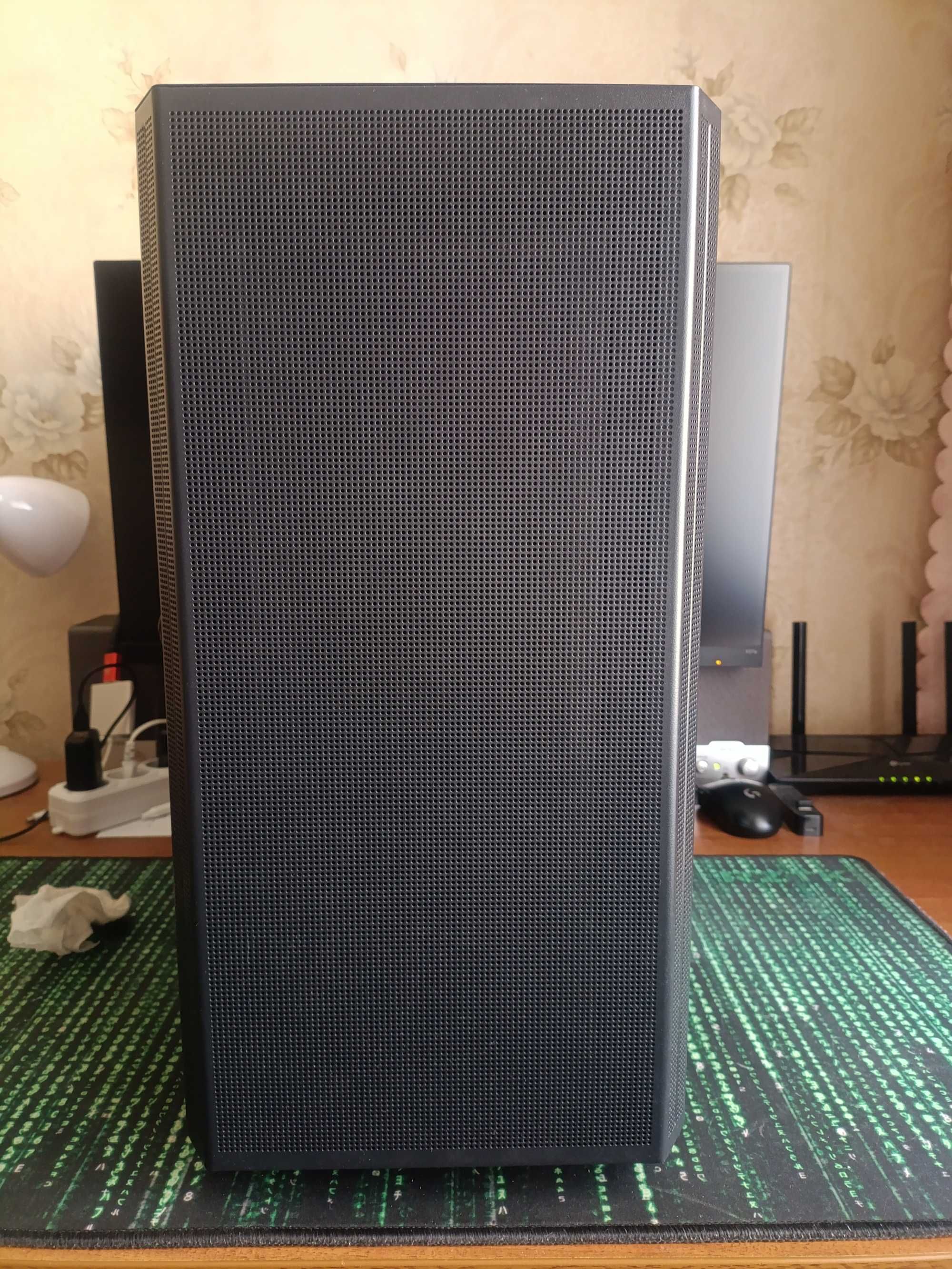 Корпус Vinga Cello + 5 Arctic P12 PWM PST