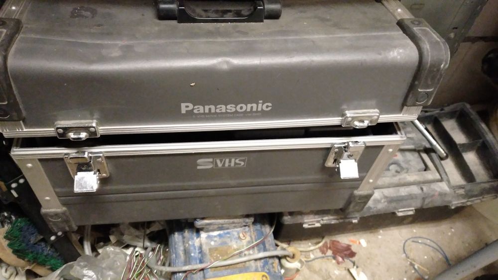 Kamera filmowa Panasonic S-VHS NV-MS1