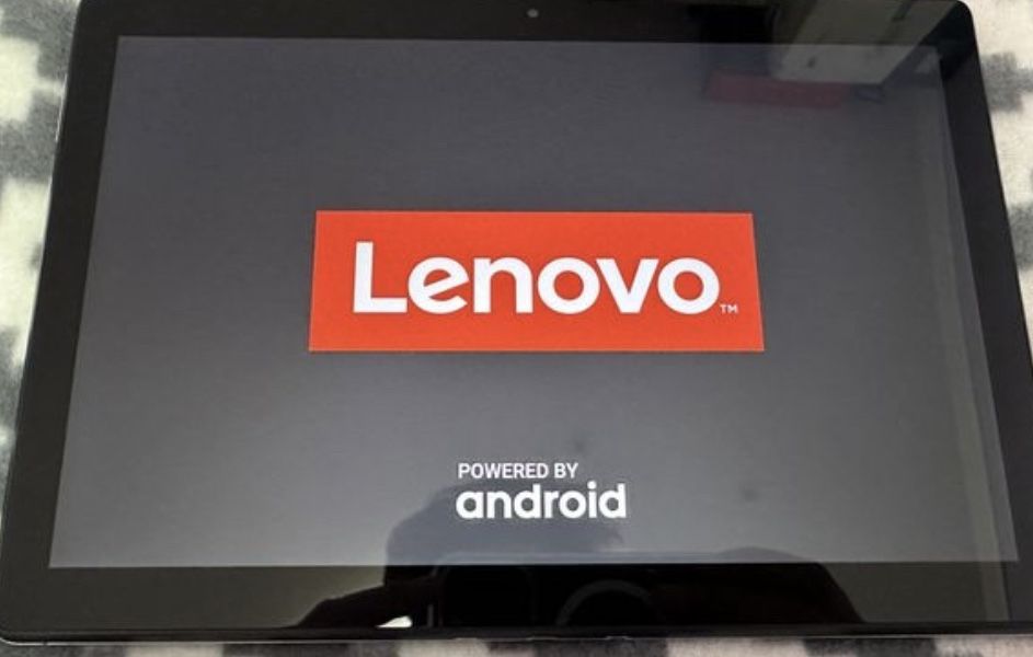 Планшет Lenovo Tab M10