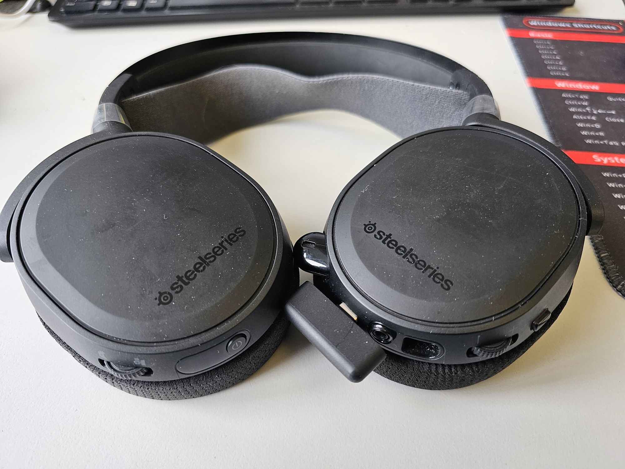 Навушники з мікрофоном SteelSeries Arctis 7+
