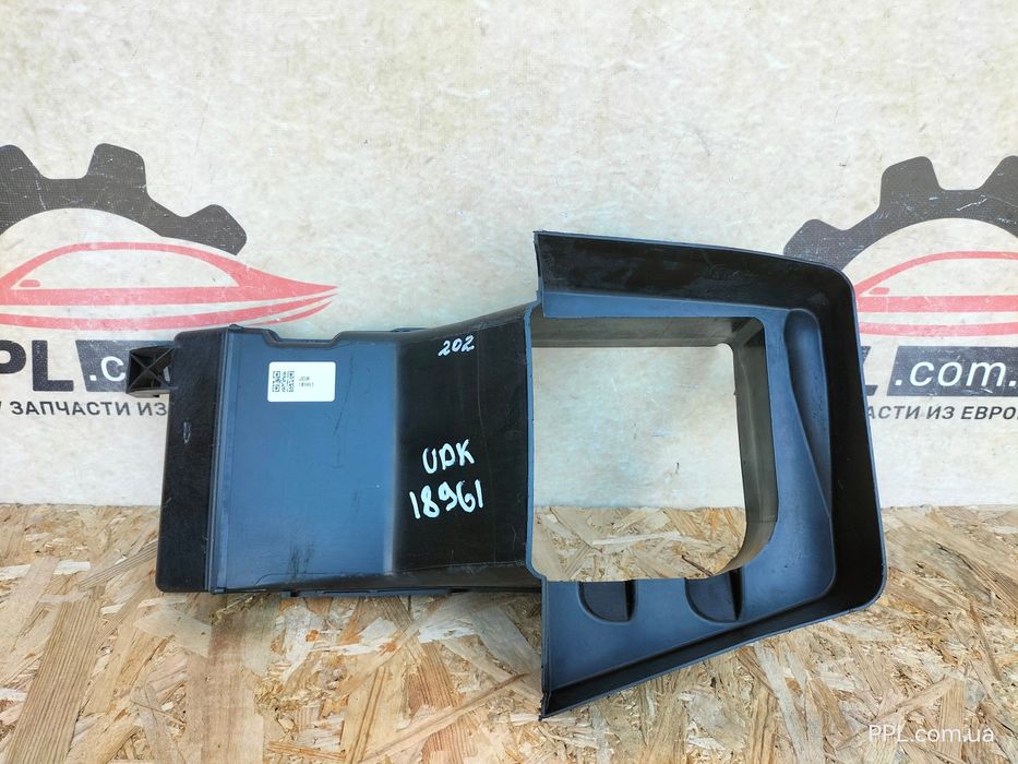 Ford Transit Connect II Mk2 18-21 дефлектор воздуховод интеркулера