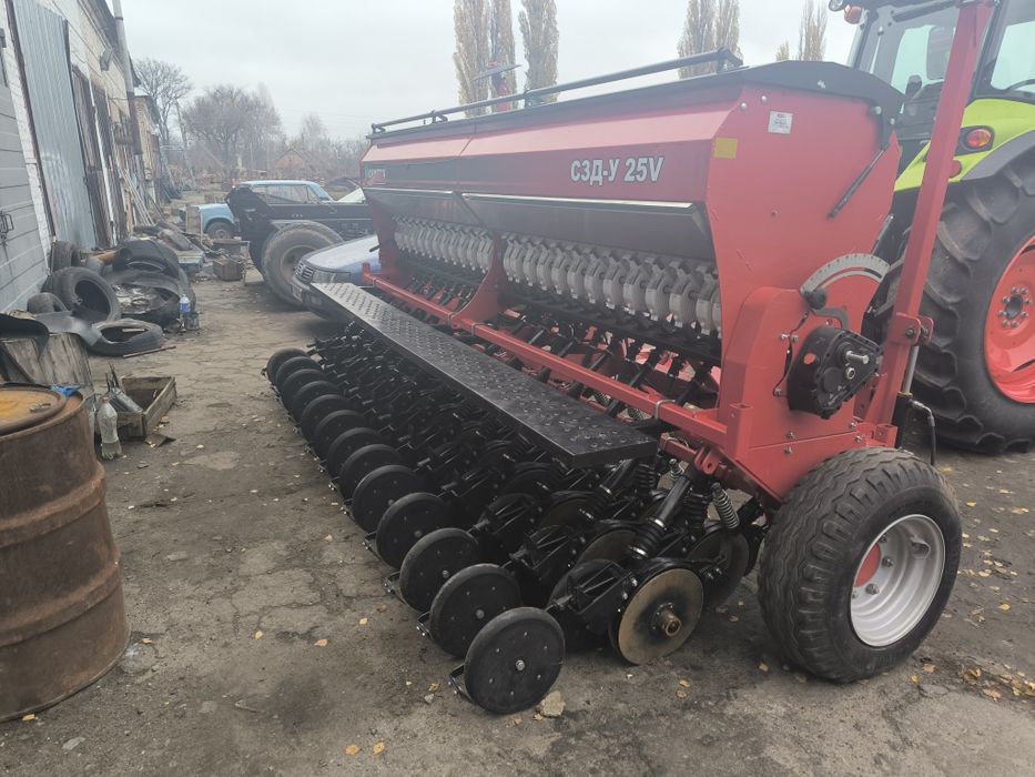 Продам сiвалку DEMETRA   СЗД-У 25V