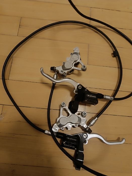 Продаю тормоза Hope Tech M4  No 3 /Гальма гідравлічні.