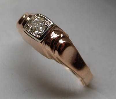 Złoty pierścionek z diamentem stary szlif 0,13 ct. Węgry.