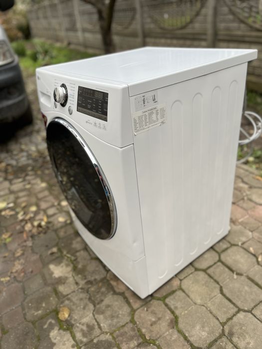 Сушильна машина LG Eco Hybrid 7 кг