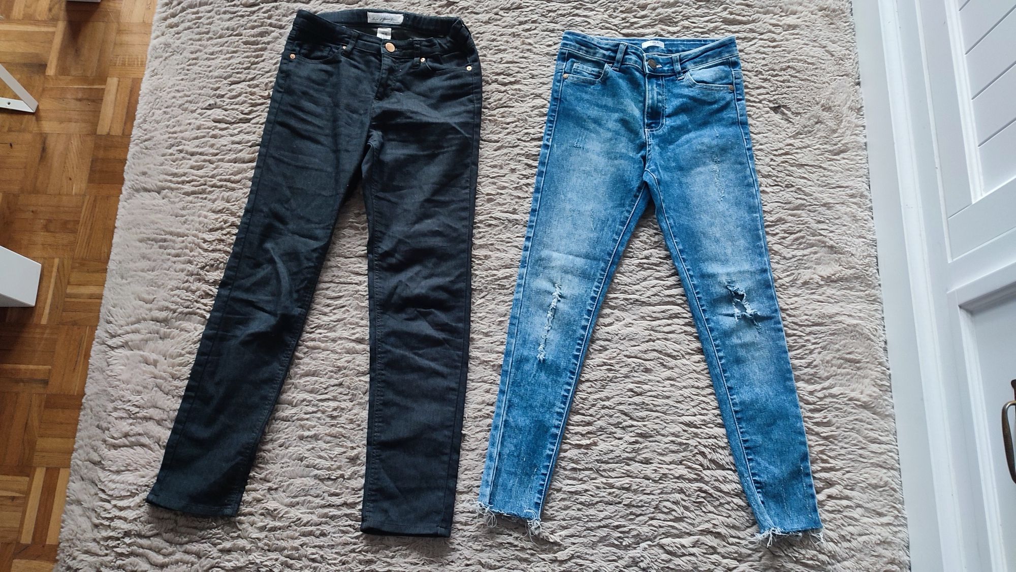 Spodnie H&M dżinsowe dla dziewczynki niebieskie,ciemny roz.146 szary