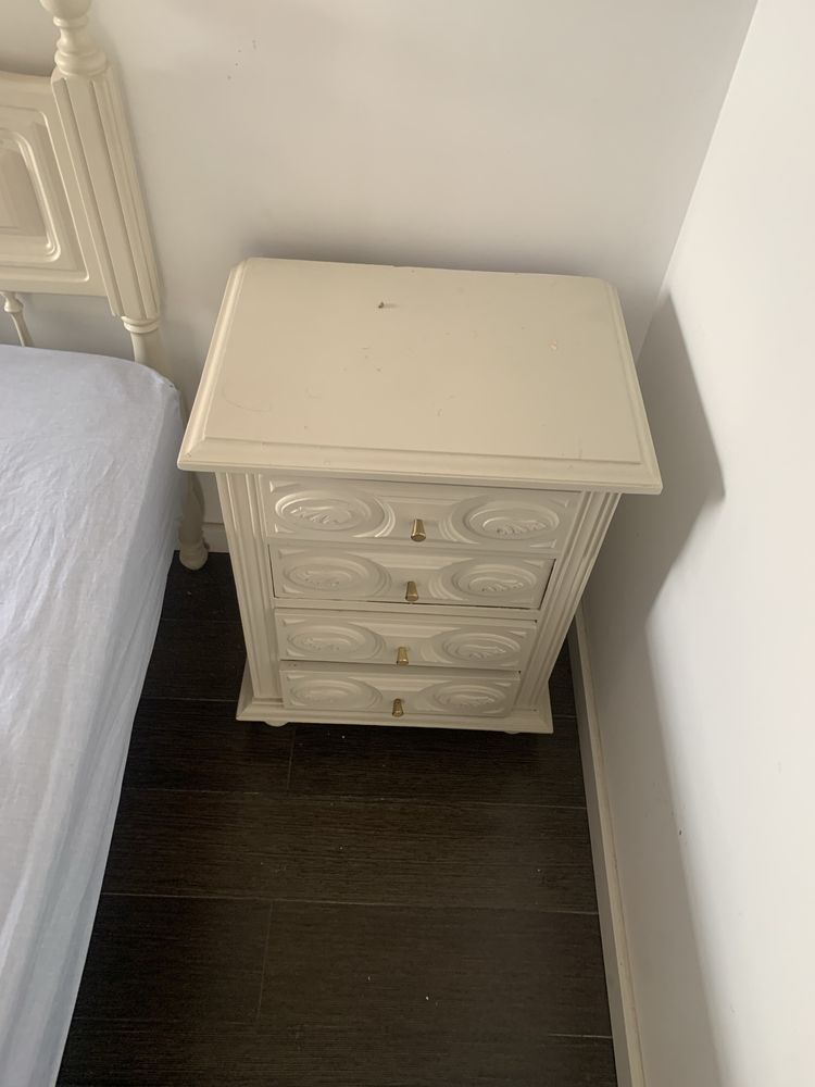 Vendo quarto completo ou partes