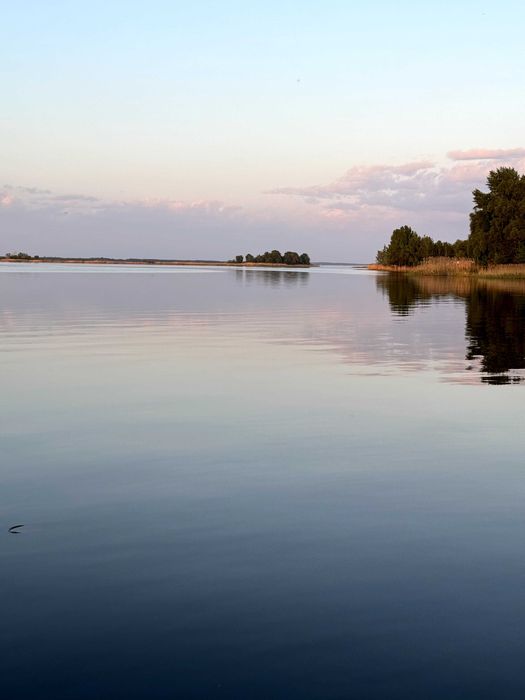 Пропонується в оренду будинок з виходом на воду