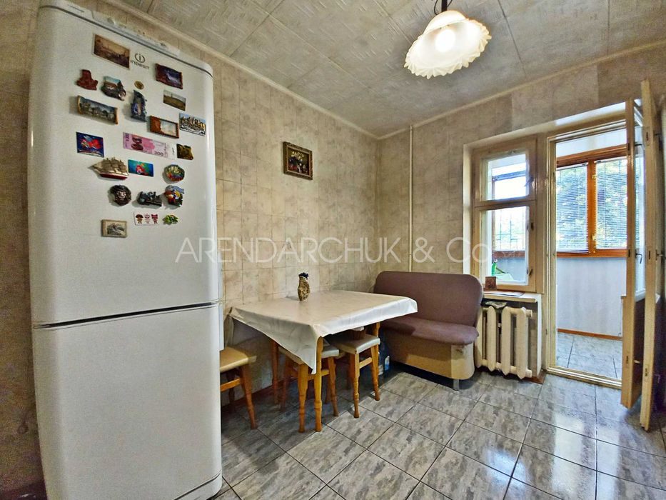 Продаж 4к квартири Харківське шосе Литвинського Тростянецька