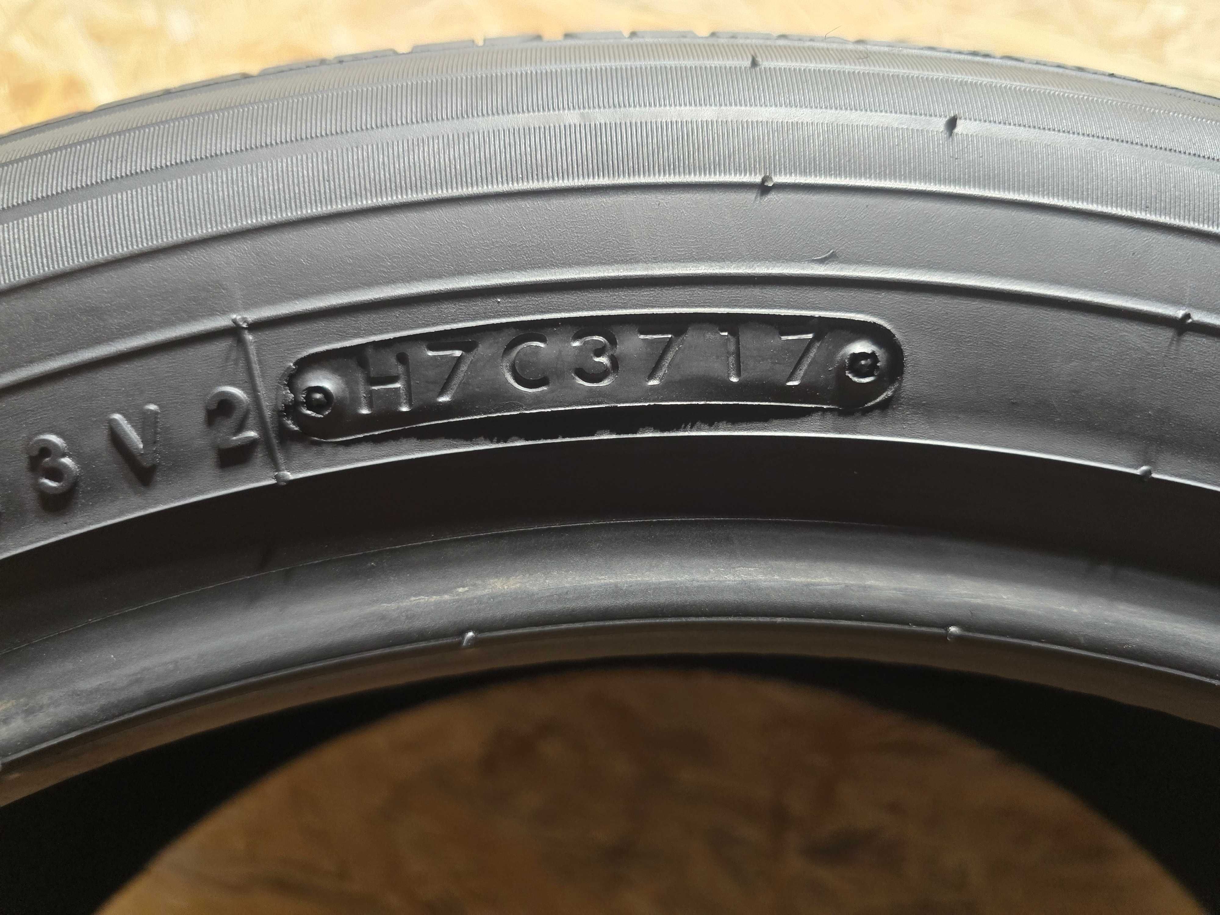 Opona pojedyńcza 215/50/18 92V XL Toyo Proxes R40