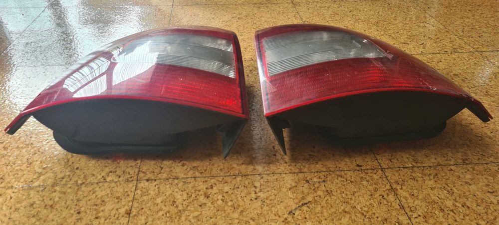 Faróis traseiros Skoda Otavia