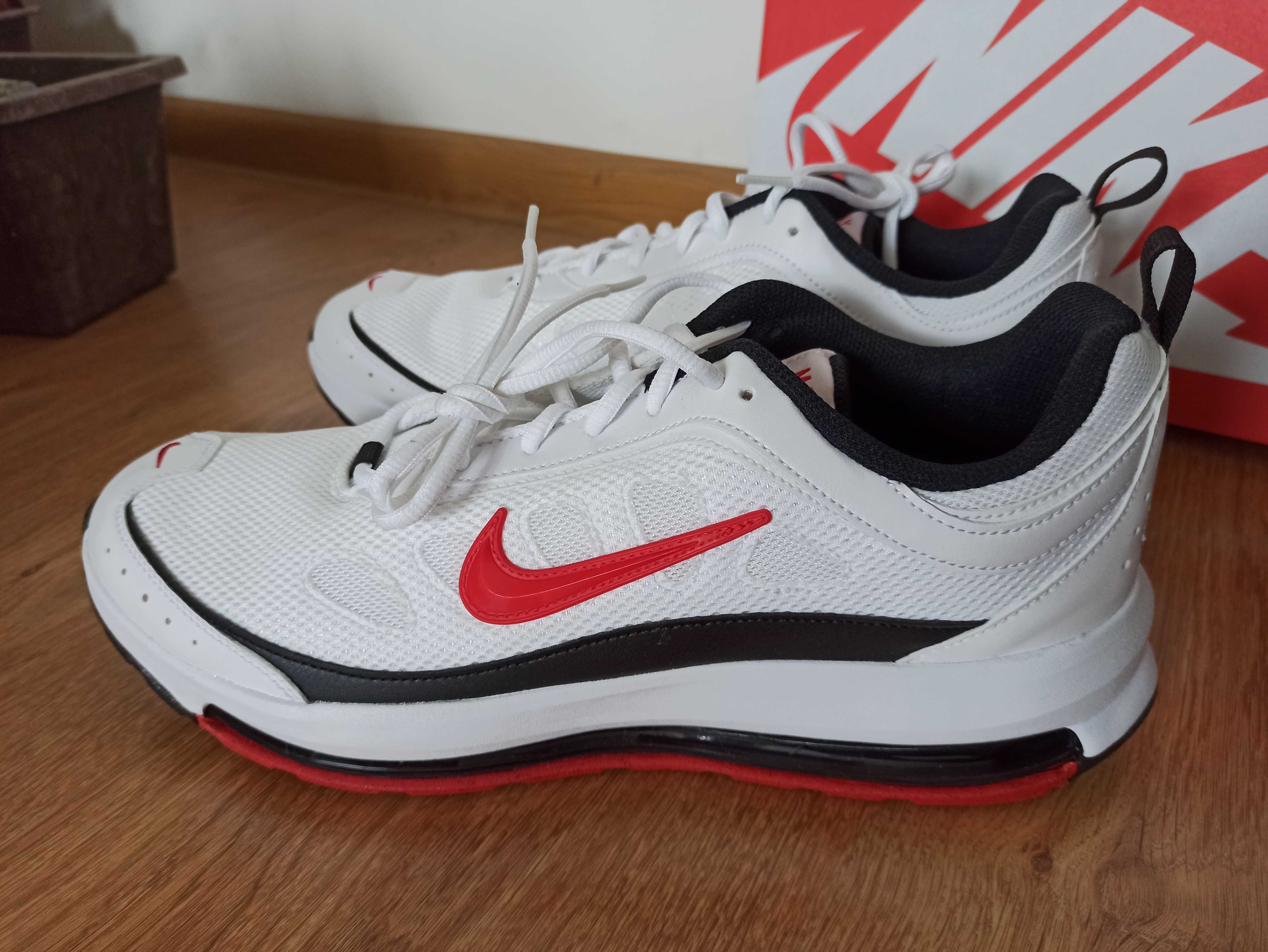 (r Eur 46) Nike Buty Air Max Ap CU4826, 101 White/University Red/Black