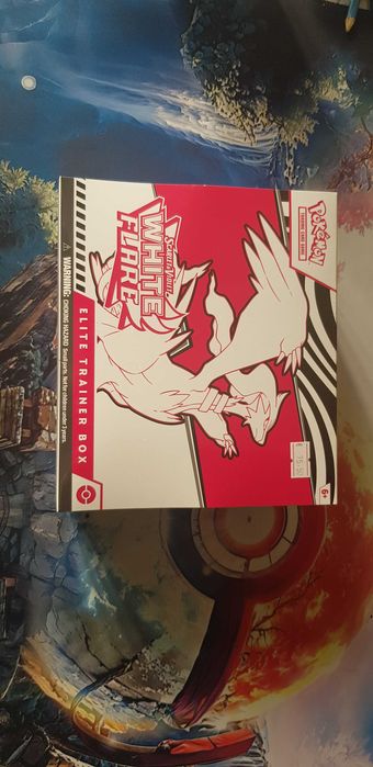 ETB White Flare nova em Inglês