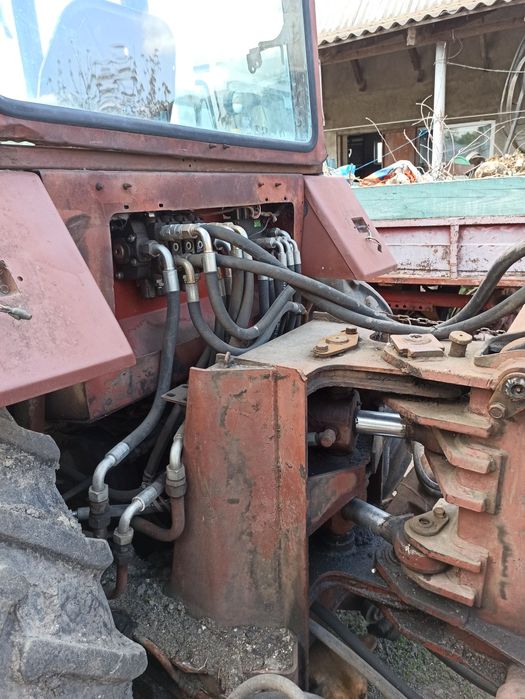 ЮМЗ Екскаватор з документами