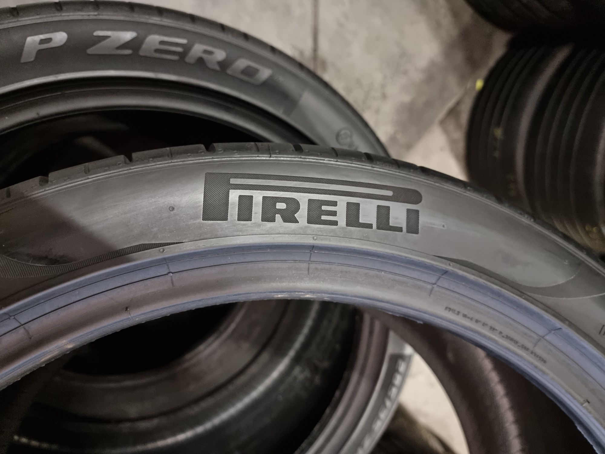 Шини літні 285х35хR20 Pirelli PZero 2 ШТ 95% Протектор 2021р