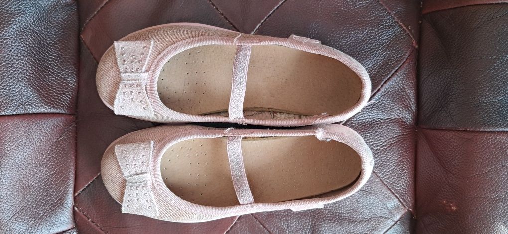 Baleriny pantofle różowe Befado 27