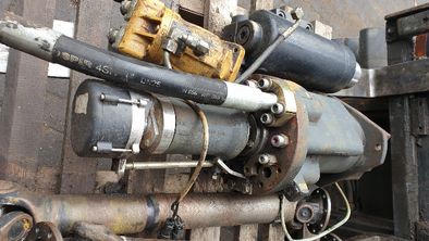 koparka cat 313d 315d stabilizator pompa obrotu siłownik ramie