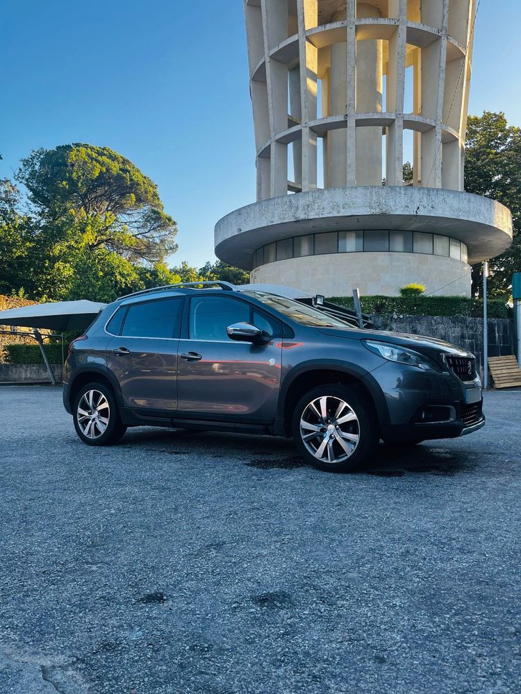 Peugeot 2008 1.2 PureTech