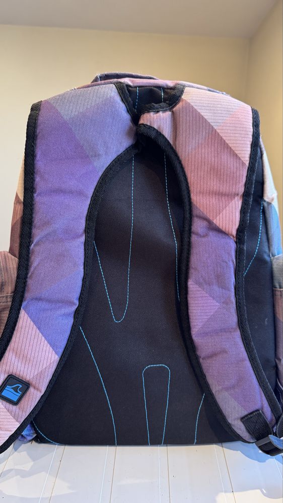 Mochila multicolor da Deeply