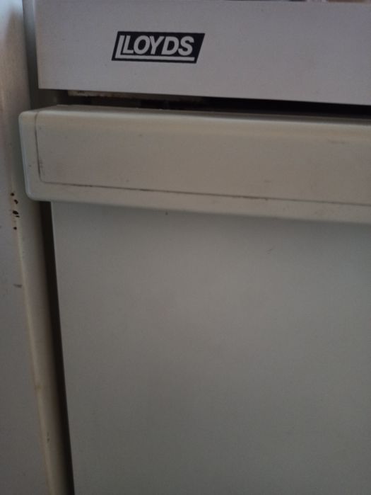 Морозильна камера Lloyd's