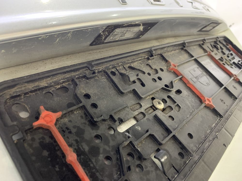 Кришка багажника Seat Ibiza 4 MK4 6J ляда сеат ібіца LS7Y