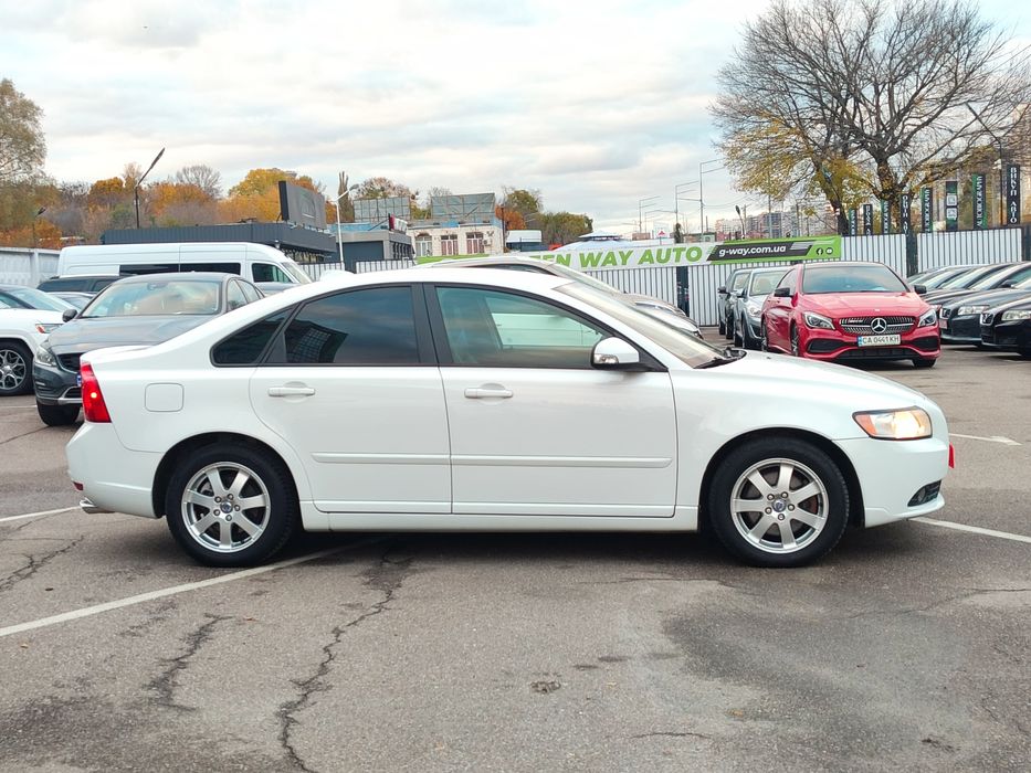 Volvo S40 2,0 D3 автомат ІДЕАЛ із Швейцарії