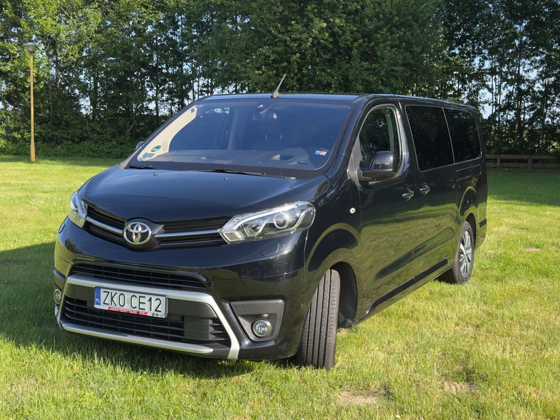 Toyota Proace Verso VIP LONG Jeden kierowca od nowości, webasto, lodówka, drugi komplt kół