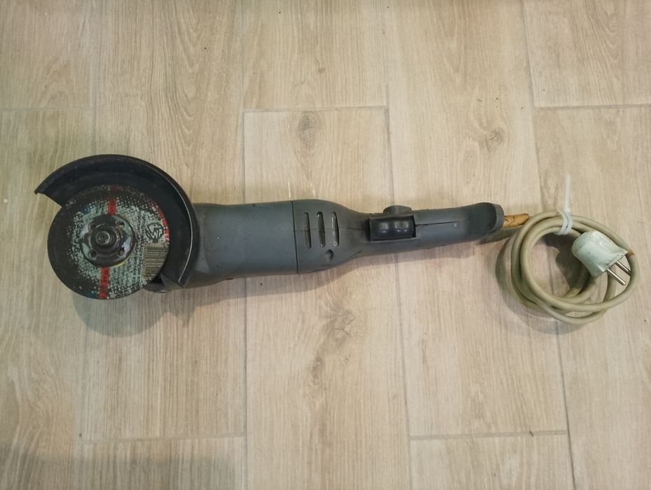 Шлифмашина угловая POWERTEC