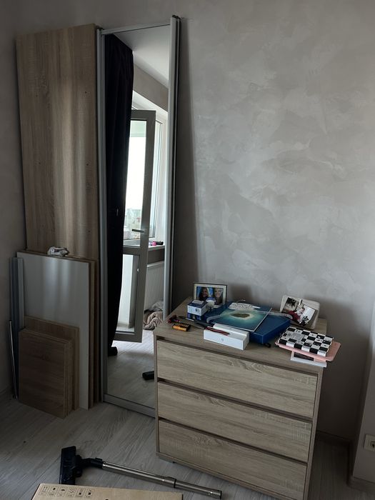 Шафа-купе в ідеальному стані