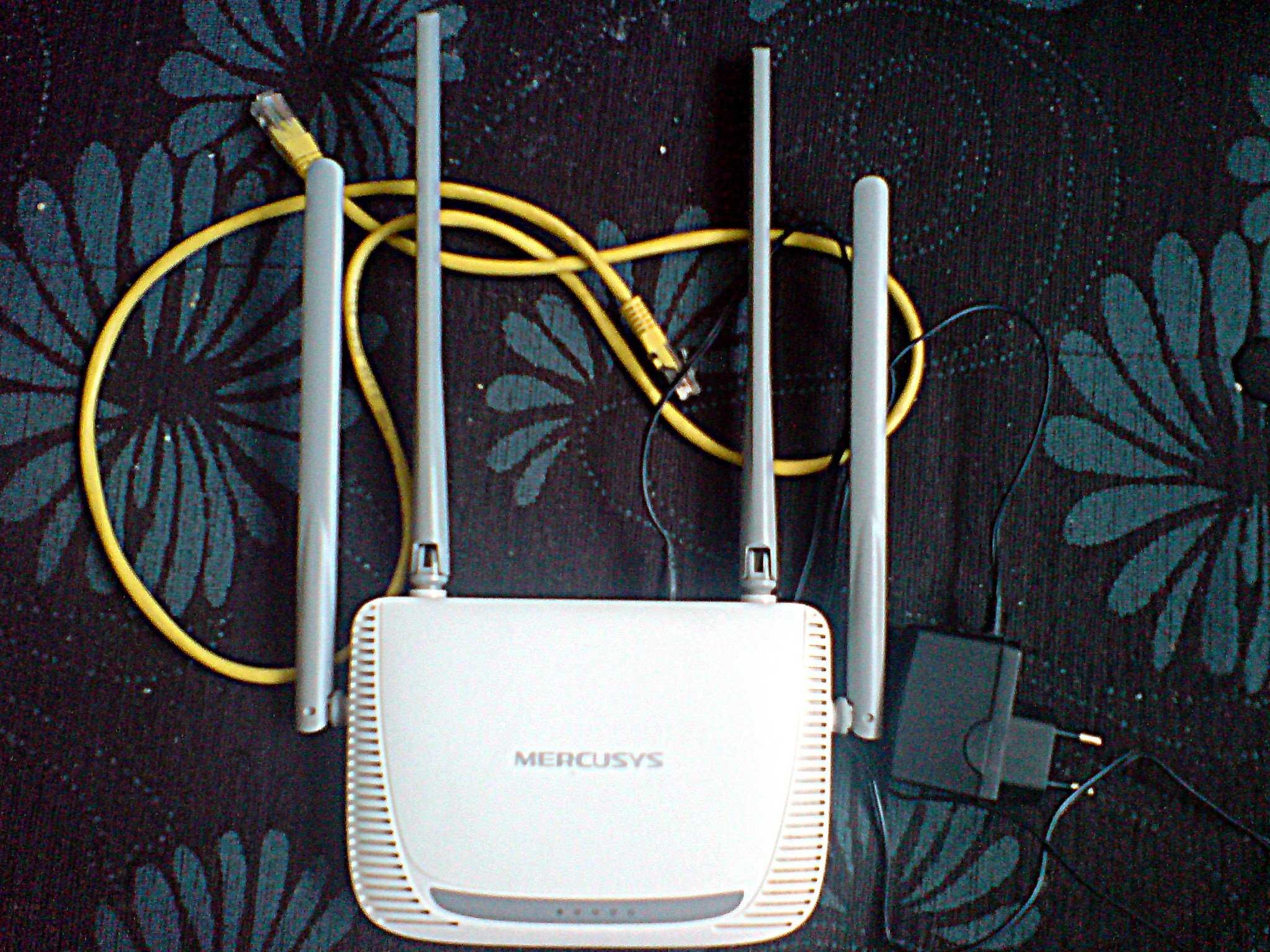 Router Mercusys MW325R