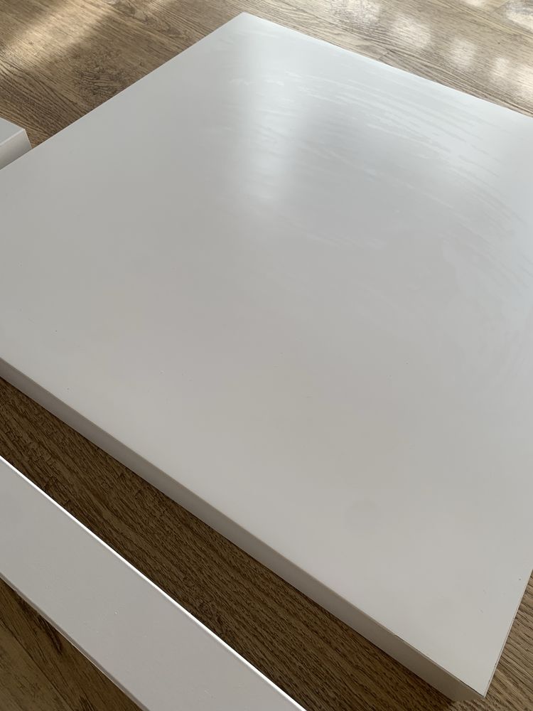 Mesa branca Lack do Ikea