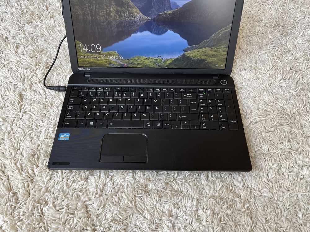 Toshiba Satellite C50 Intel Core i3