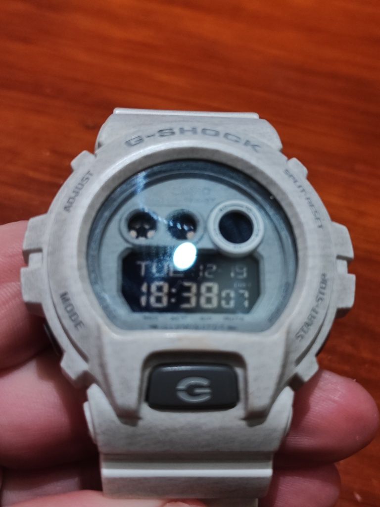 Zegarek Casio g-shock GD-X6900.