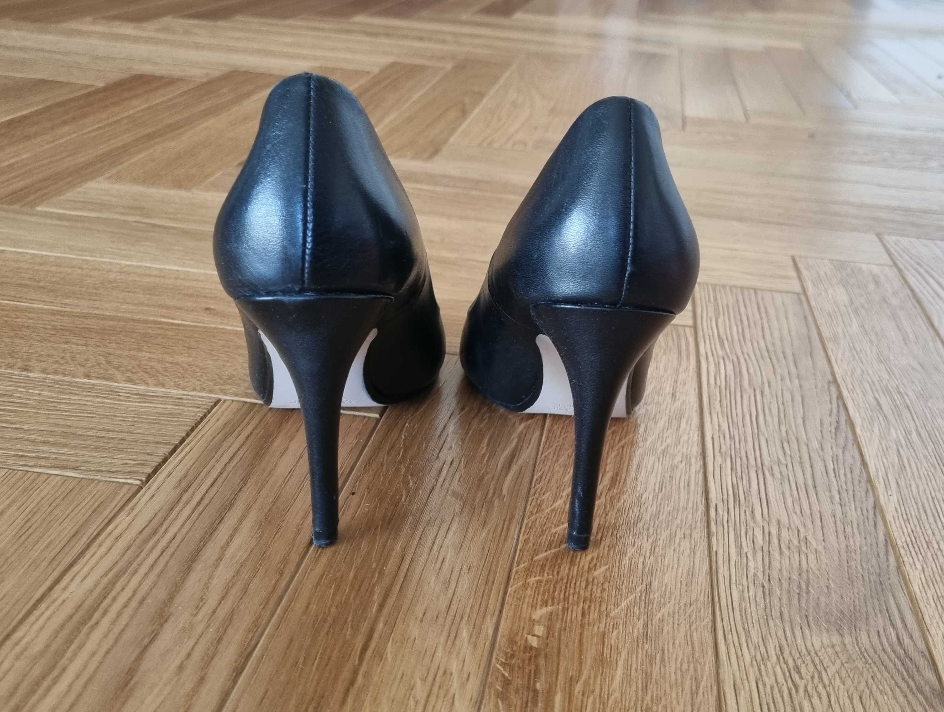 Buty damskie Szpilki rozm.38