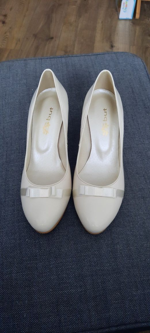 Buty ślubne r.39 ecru