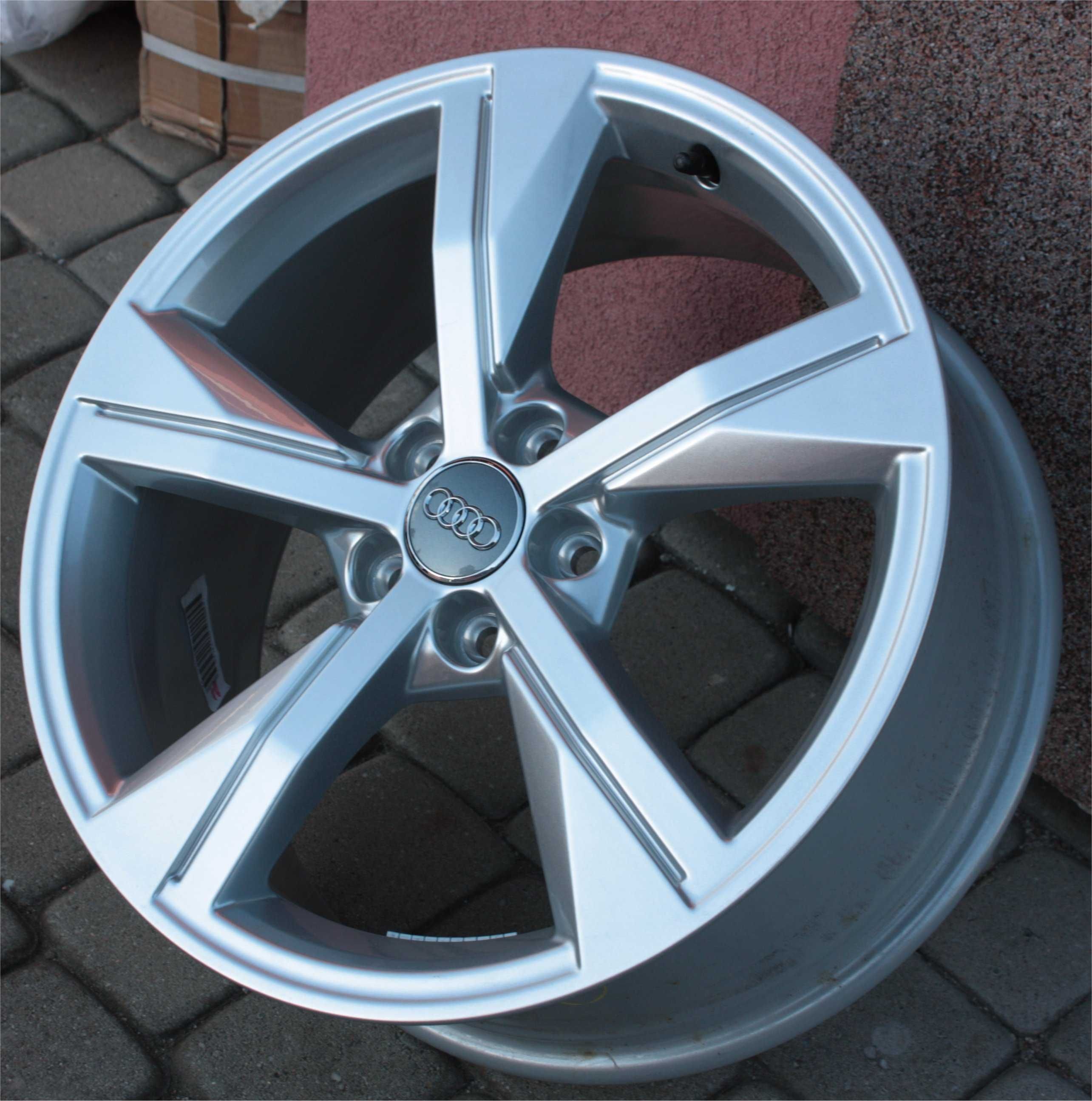 NOWE ORYGINALNE alufelgi 17 5x100 VW Skoda Audi Seat Arona T-cross