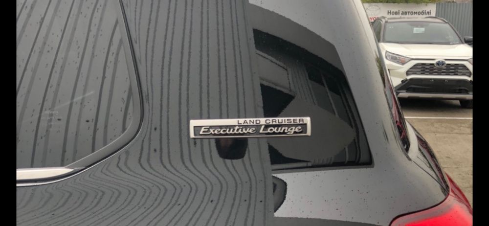 Эмблема Brownstone, Executive, Executive black Toyota Land Cruiser 200