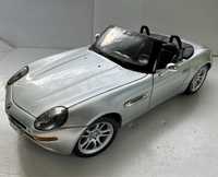 Model samochodu w skali 1:18 Bmw Z8 Maisto Bburago